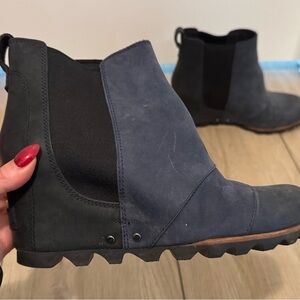 Stylish Black and Blue Women's Ankle Boots